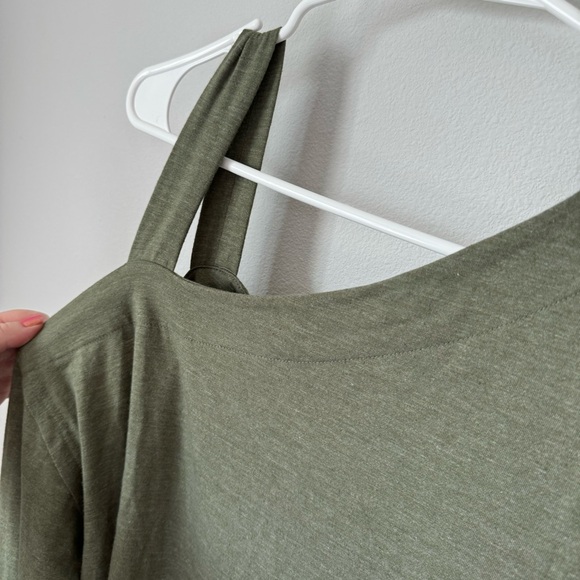 πHP!π We the Free Saratoga Top Green Size Small Boho Asymmetric Off the Shoulder - Picture 11 of 14
